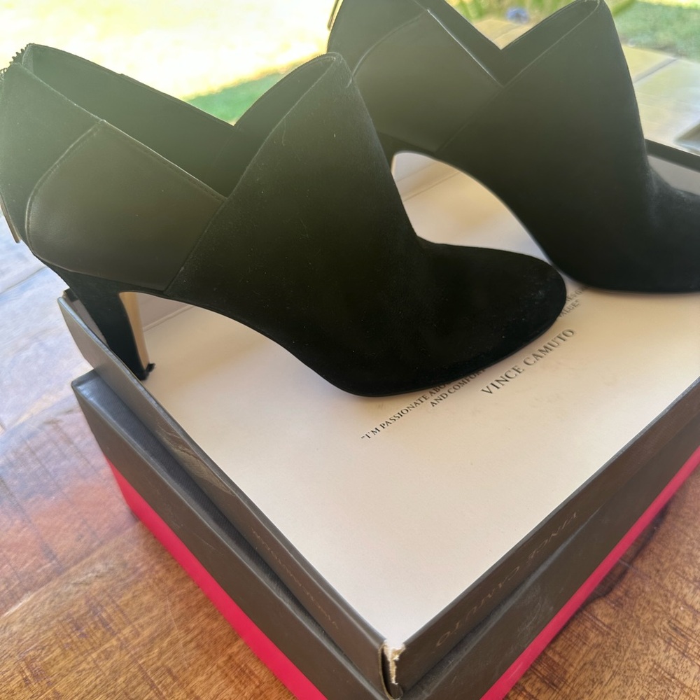 Vince Camuto Black Heeled Boots